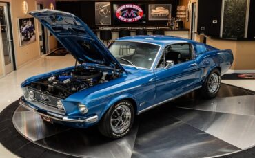 Ford-Mustang-1968-Acapulco-Blue-5