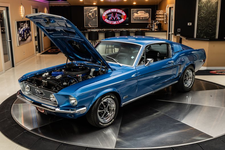Ford-Mustang-1968-Acapulco-Blue-5