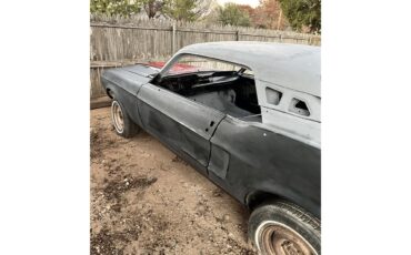 Ford-Mustang-1968-Black-NA-12