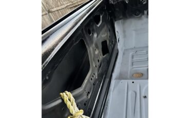 Ford-Mustang-1968-Black-NA-25