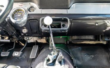 Ford-Mustang-1968-Green-Black-54