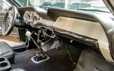 Ford-Mustang-1968-Green-Black-55