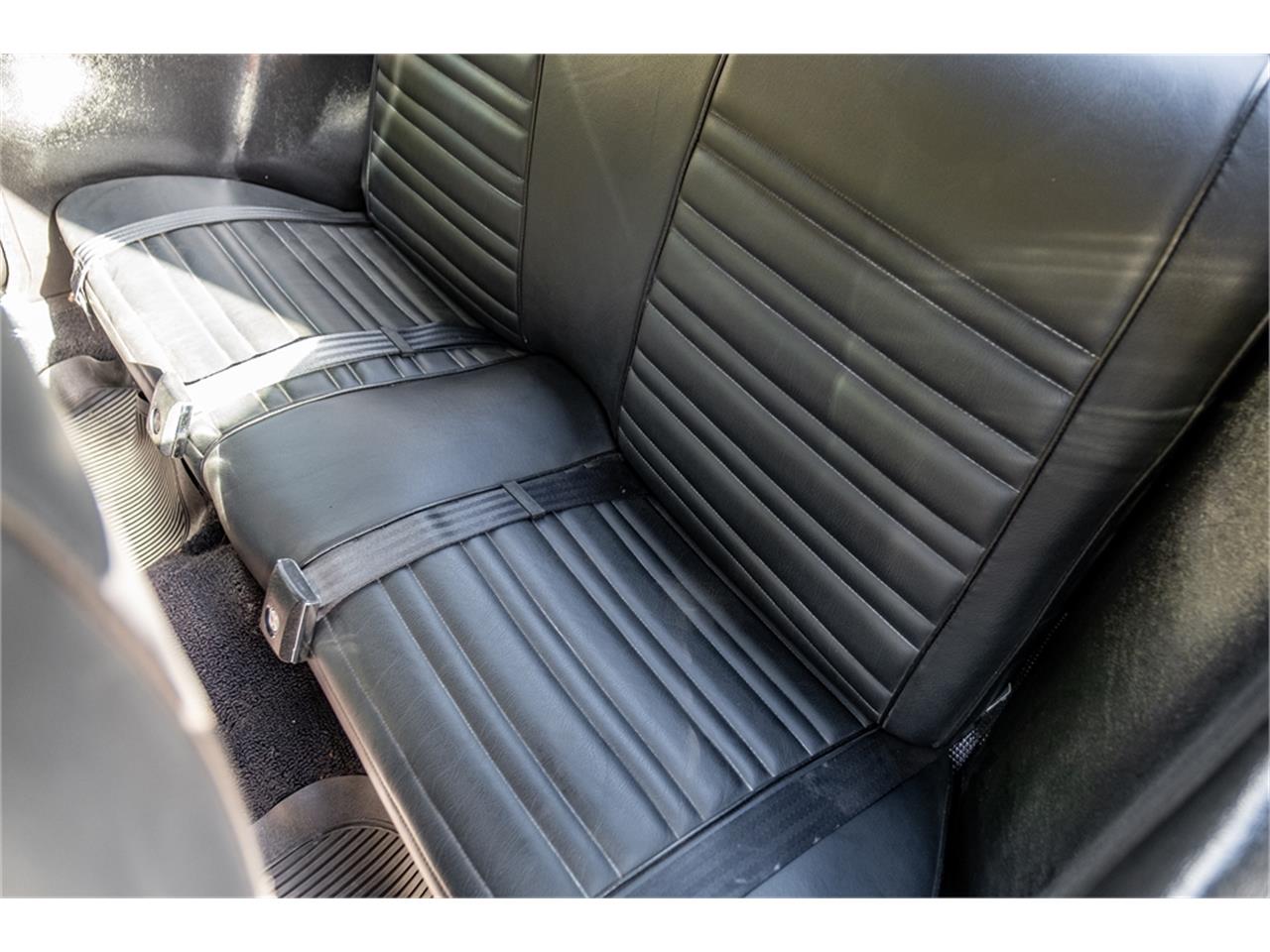 Ford-Mustang-1968-Green-Black-64