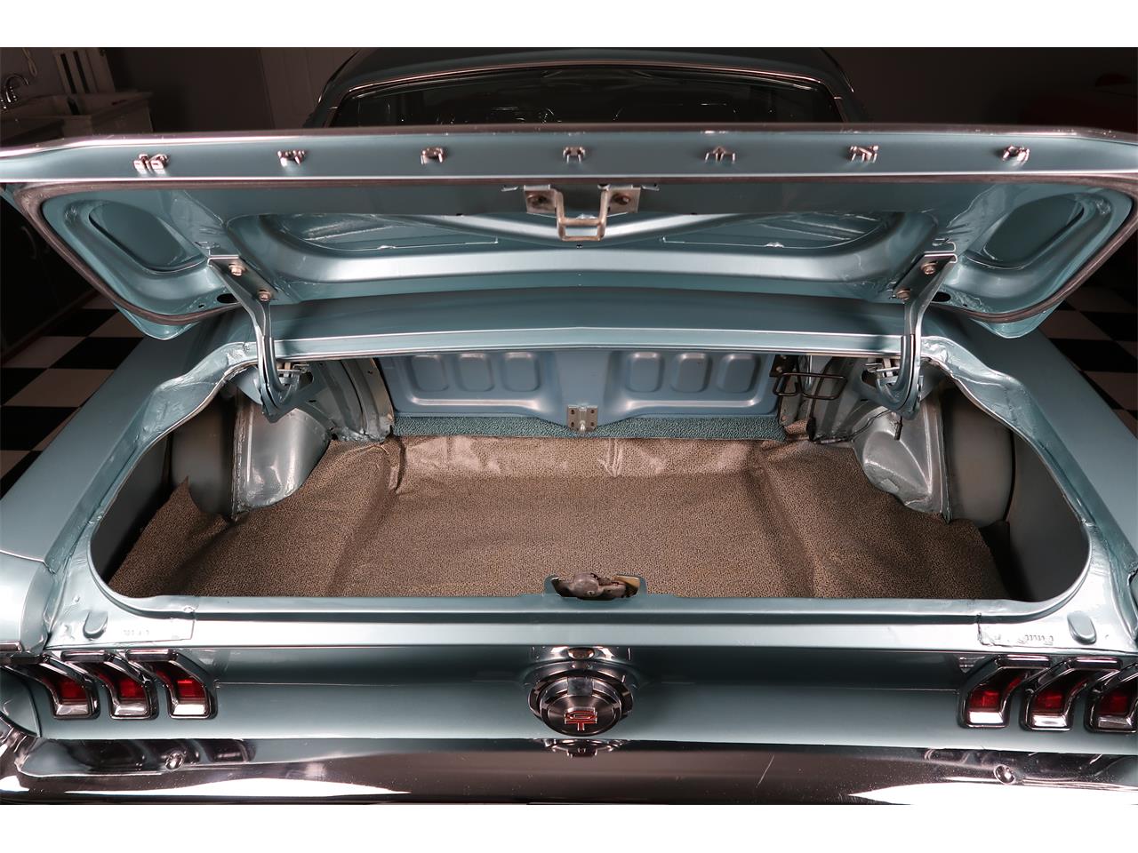 Ford-Mustang-1968-Tahoe-Turquoise-Aqua-12