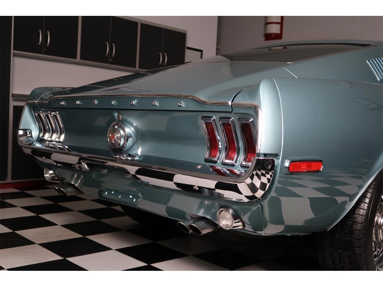 Ford-Mustang-1968-Tahoe-Turquoise-Aqua-16