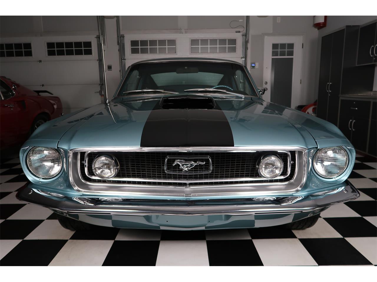 Ford-Mustang-1968-Tahoe-Turquoise-Aqua-18
