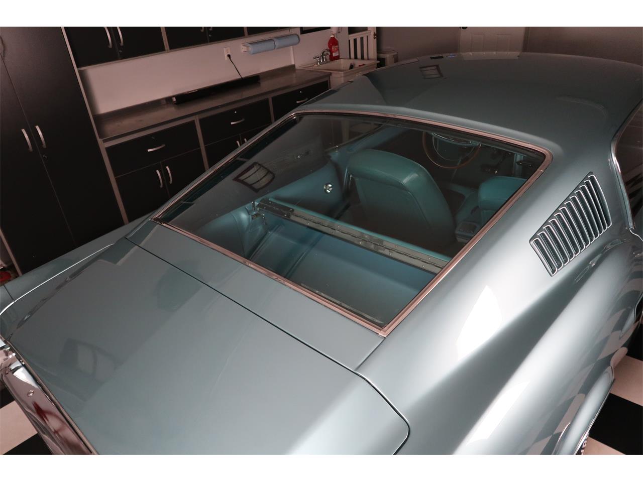 Ford-Mustang-1968-Tahoe-Turquoise-Aqua-32