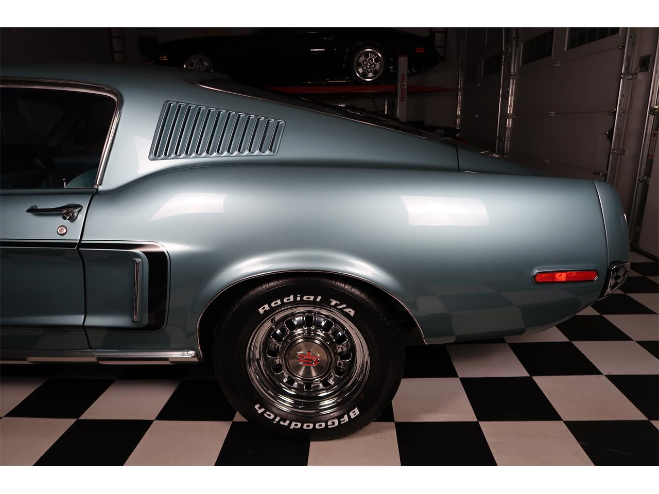 Ford-Mustang-1968-Tahoe-Turquoise-Aqua-37