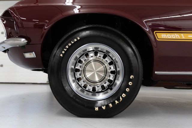 Ford-Mustang-1969-Coupe-32