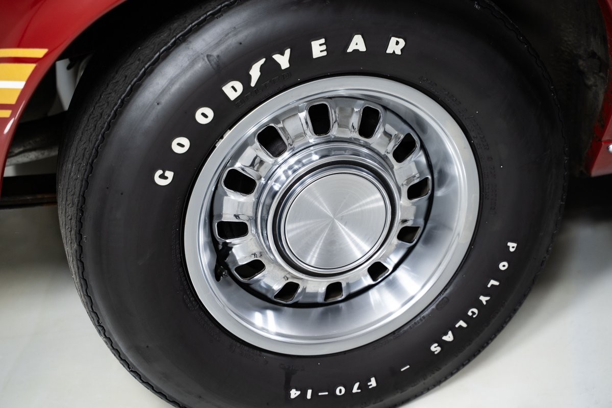 Ford-Mustang-1969-Fastback-13