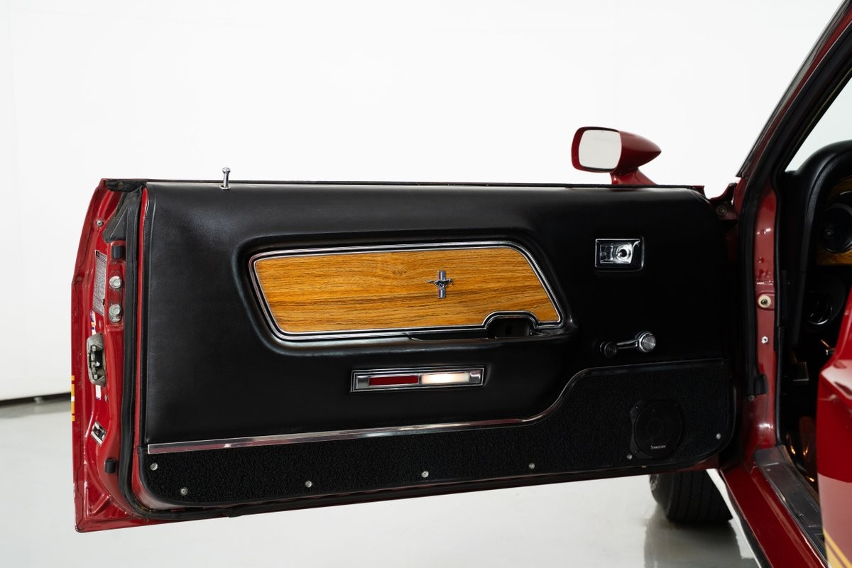 Ford-Mustang-1969-Fastback-18