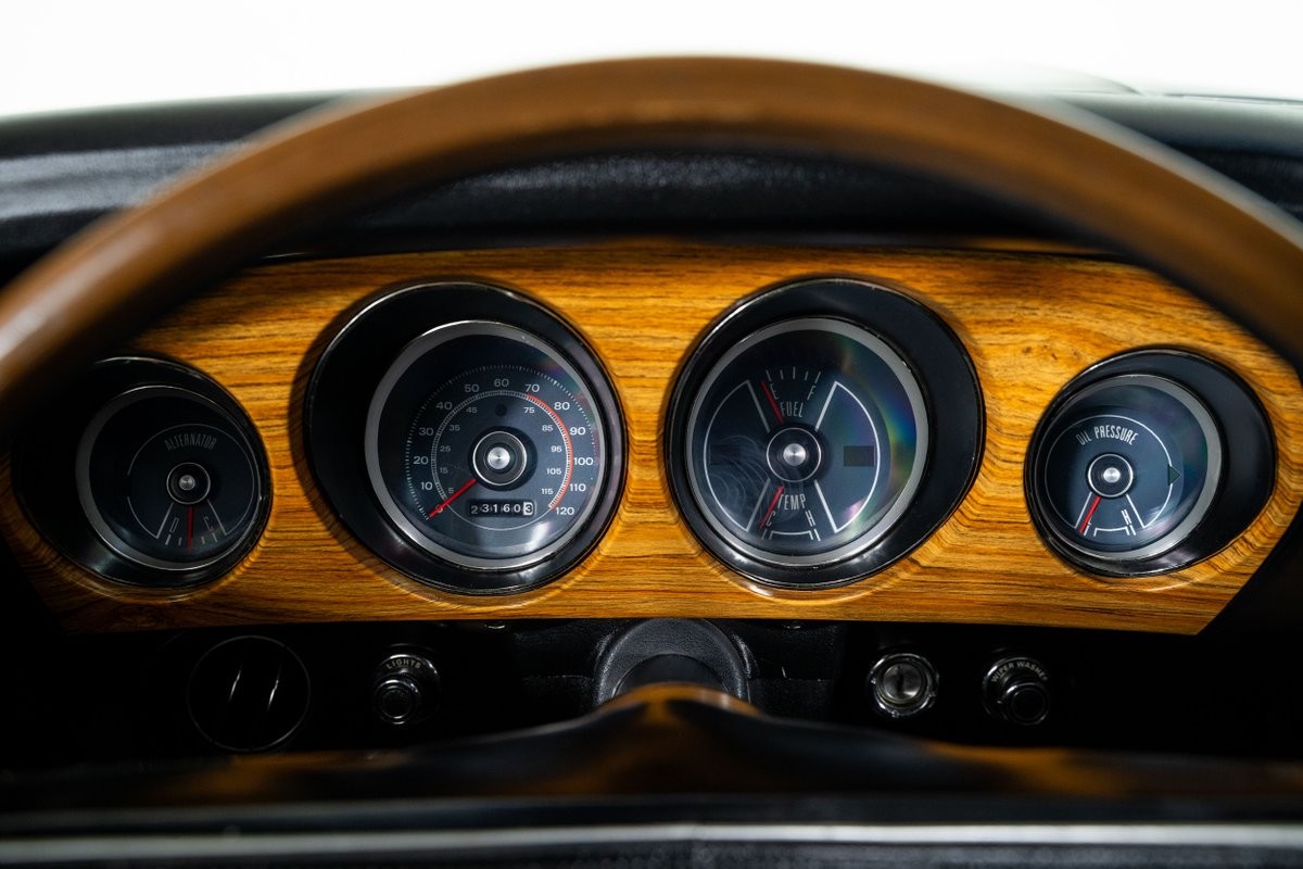 Ford-Mustang-1969-Fastback-25