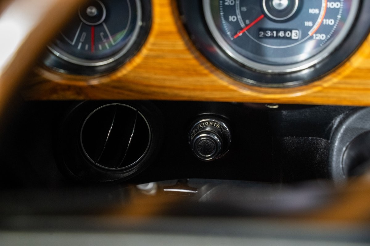 Ford-Mustang-1969-Fastback-28