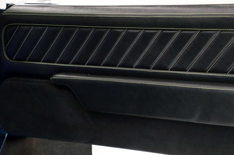 Ford-Mustang-1969-Silver-Black-10