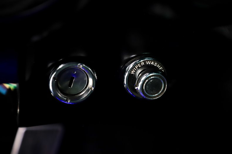 Ford-Mustang-1969-Silver-Black-23