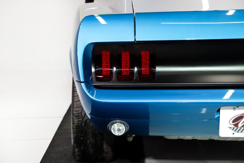 Ford-Mustang-1969-Silver-Black-27