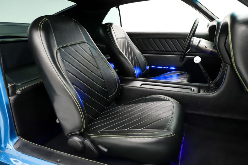 Ford-Mustang-1969-Silver-Black-29