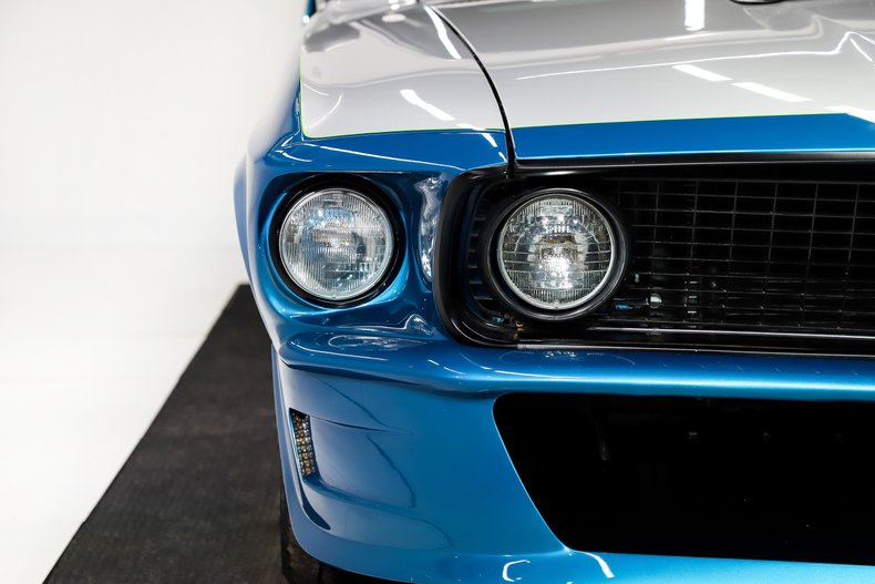 Ford-Mustang-1969-Silver-Black-43