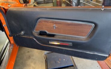 Ford-Mustang-1970-Fastback-2