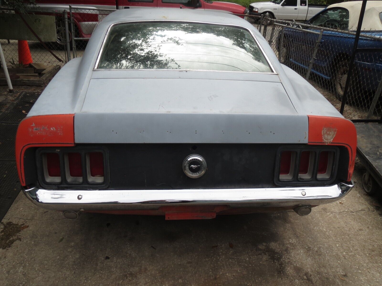 Ford-Mustang-1970-Fastback-2