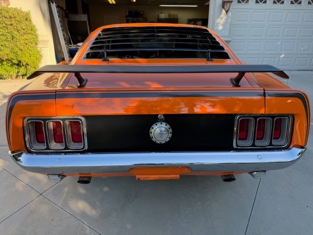 Ford-Mustang-1970-Fastback-5