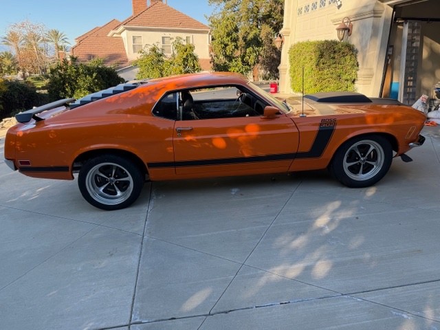 Ford-Mustang-1970-Fastback-7