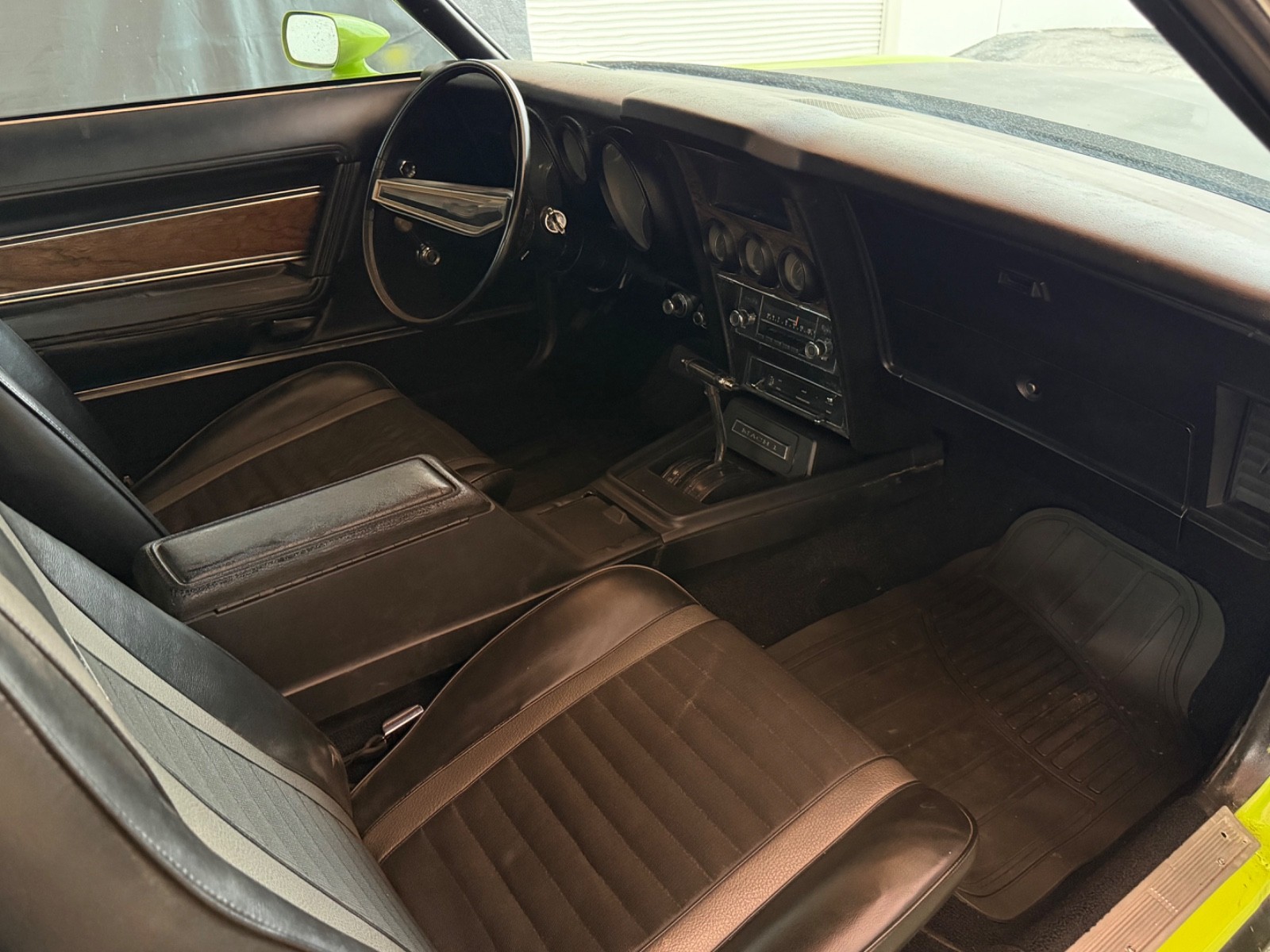 Ford-Mustang-1971-Fastback-13