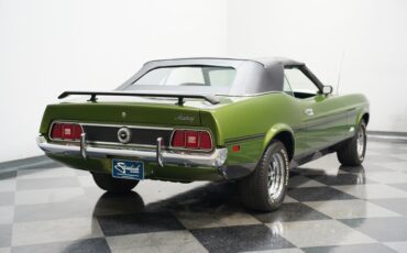 Ford-Mustang-1972-Ivy-Glow-Metallic-Green-12