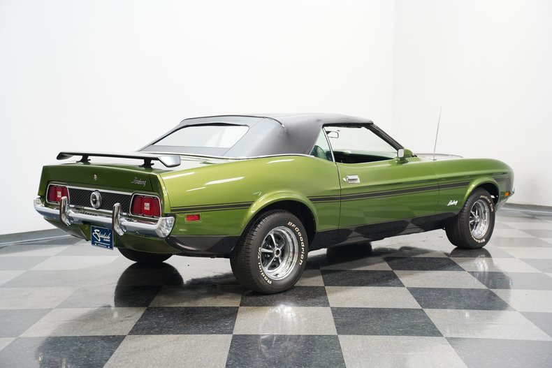 Ford-Mustang-1972-Ivy-Glow-Metallic-Green-13
