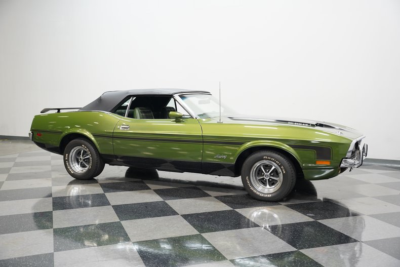 Ford-Mustang-1972-Ivy-Glow-Metallic-Green-16