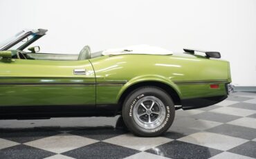 Ford-Mustang-1972-Ivy-Glow-Metallic-Green-22