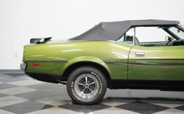 Ford-Mustang-1972-Ivy-Glow-Metallic-Green-27