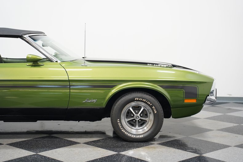 Ford-Mustang-1972-Ivy-Glow-Metallic-Green-28