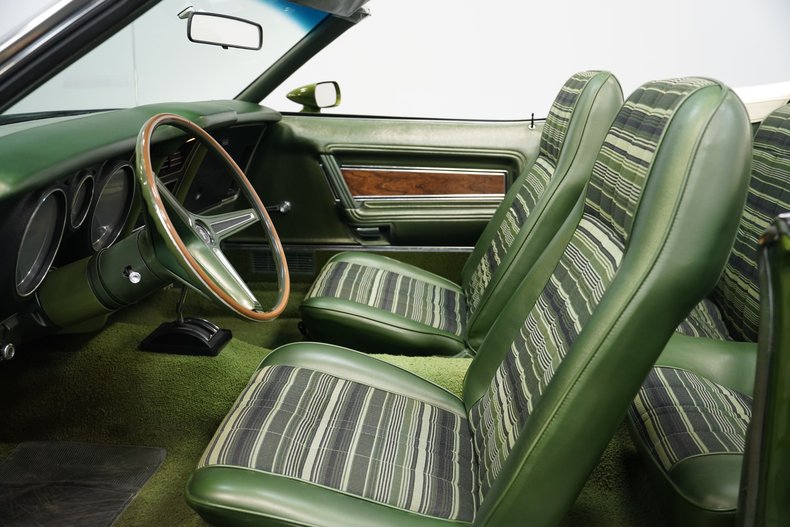 Ford-Mustang-1972-Ivy-Glow-Metallic-Green-36