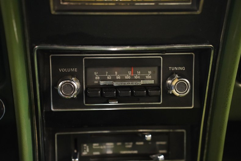 Ford-Mustang-1972-Ivy-Glow-Metallic-Green-43