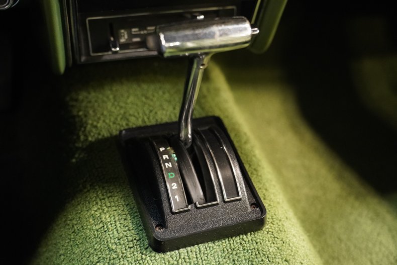 Ford-Mustang-1972-Ivy-Glow-Metallic-Green-45