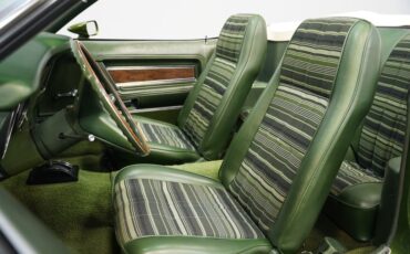 Ford-Mustang-1972-Ivy-Glow-Metallic-Green-46