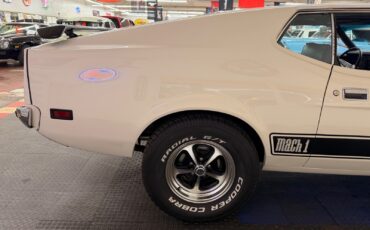 Ford-Mustang-1973-27