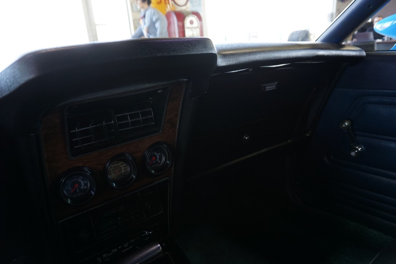 Ford-Mustang-1973-Classic-Car-27