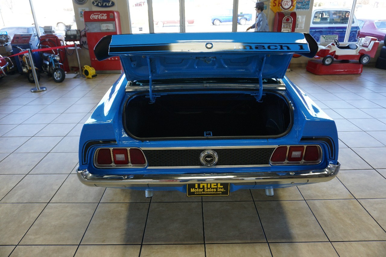 Ford-Mustang-1973-Classic-Car-36