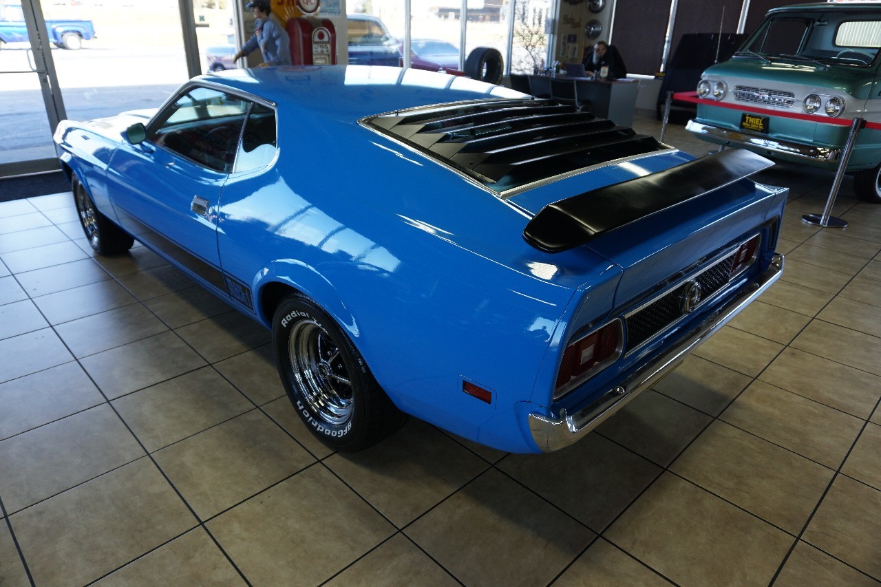 Ford-Mustang-1973-Classic-Car-5