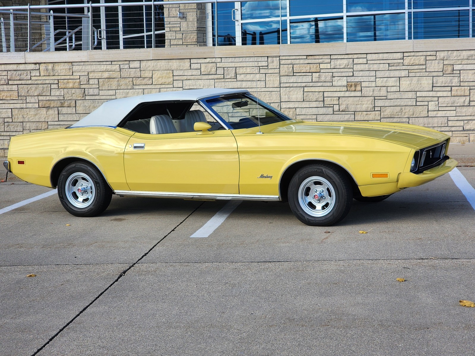 Ford-Mustang-1973-Convertible-17