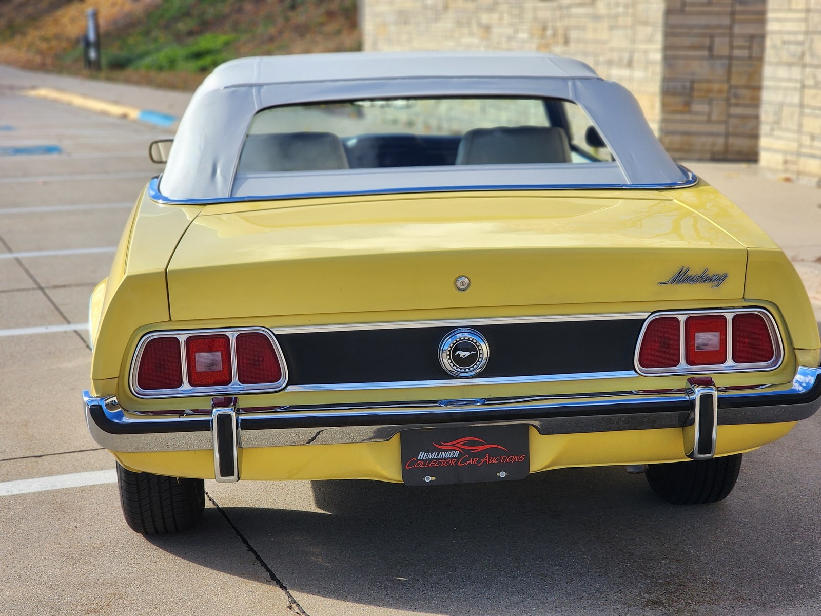 Ford-Mustang-1973-Convertible-9
