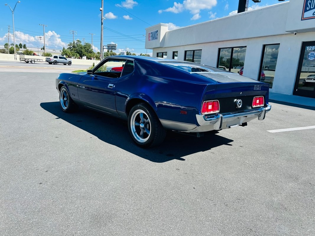 Ford-Mustang-1973-Coupe-2
