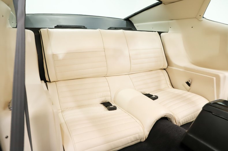 Ford-Mustang-1973-White-White-10