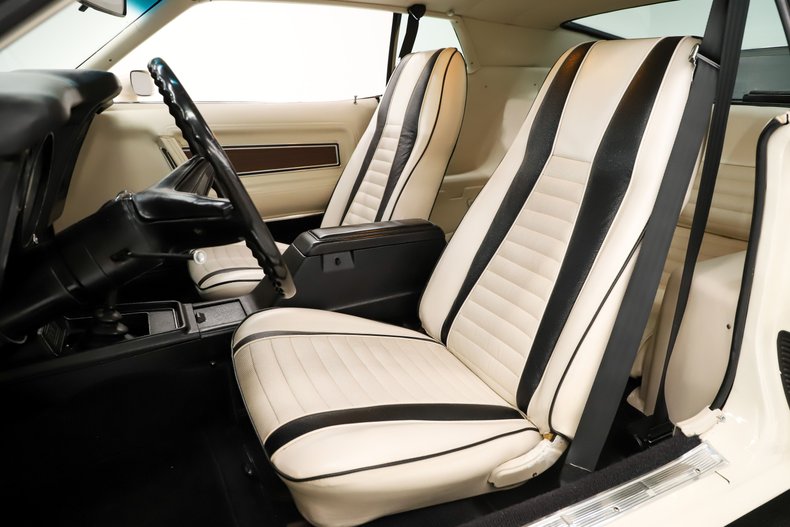 Ford-Mustang-1973-White-White-20