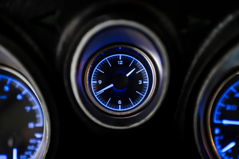 Ford-Mustang-1973-White-White-28