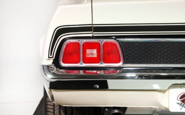 Ford-Mustang-1973-White-White-37