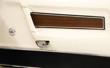 Ford-Mustang-1973-White-White-43