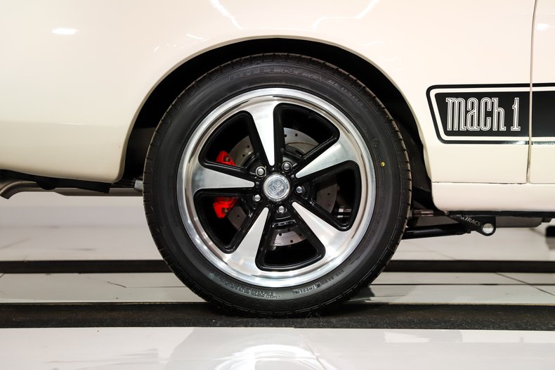 Ford-Mustang-1973-White-White-44